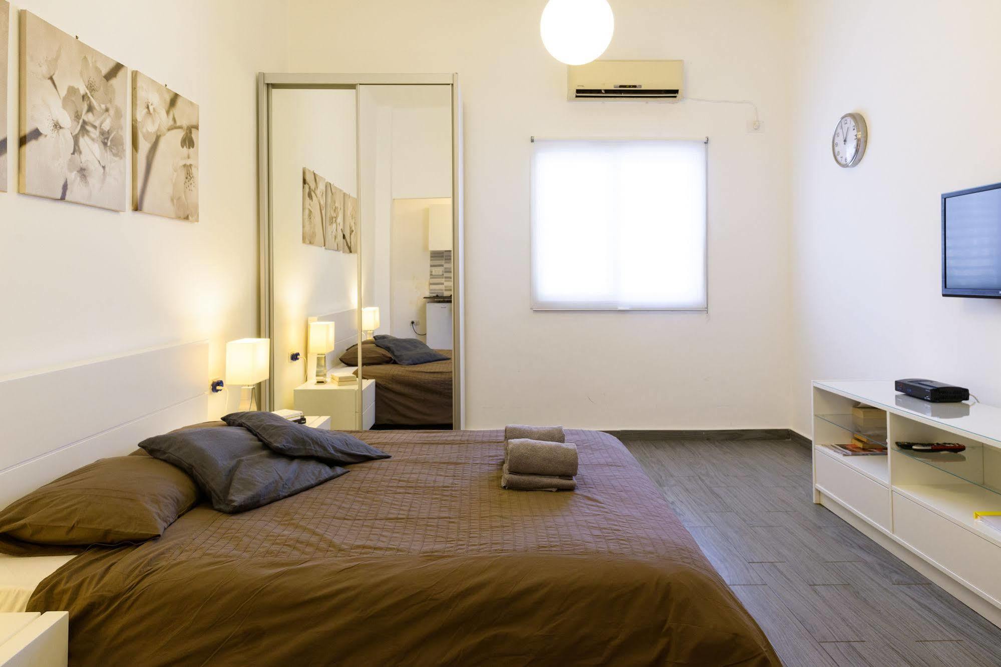 Frishman Apartments Tel Aviv Exterior photo