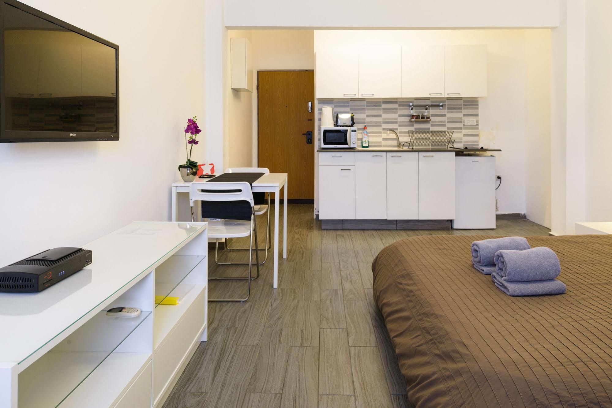 Frishman Apartments Tel Aviv Exterior photo